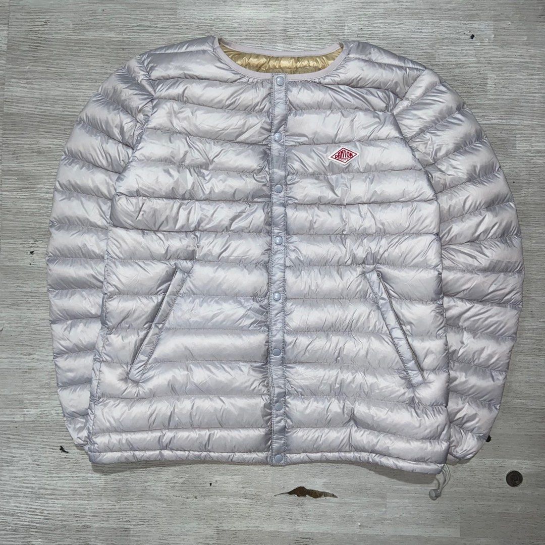 Danton Puffer Jacket (Category: Activewear) located in Dasmarinas. Submitted by thrift2gems (Listing ID 1427721668, Image 1). Description: Danton Puffer Jacket✨ -WIDTH: 20 -LENGTH: 25 -COLOR RATE: 9.5/10 -CONDITION: 9.5/10 -ISSUE: NONE.