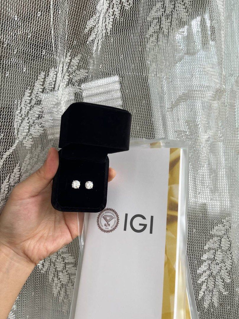 [RESTOCK] 3 Carats Diamond Stud Earrings with IGI Certificate (Category: Earrings) located in Batangas. Submitted by closetsaleph (Listing ID 1427763993, Image 2). Description: 3 total carats IGI certified lab grown diamond earrings Complete with 14k white gold locks and 2 IGI certificates (1 certificate each diamond) Diamond details per IGI certificate: Carats: 1.51 carat Color: E Clarity: VS1 Cut: Ideal Special feature: Hearts & arrows .