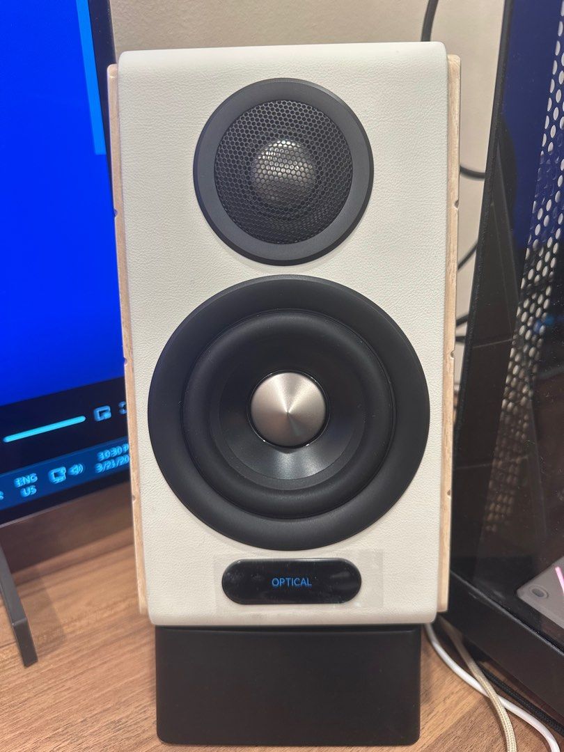 Edifier S880DB MKii 2.0 Bookshelf speakers