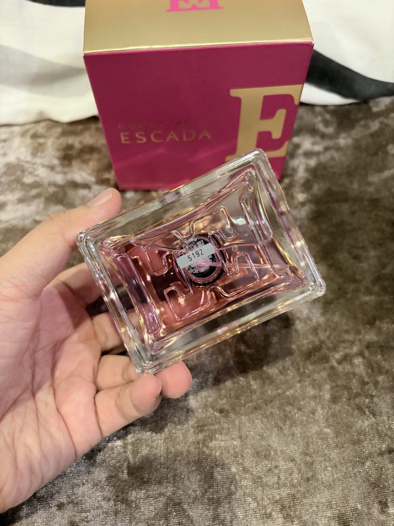 Especially Escada EDP 50 ML (Category: Fragrance & Deodorants) located in Quezon City. Submitted by pinkplup (Listing ID 1427690360, Image 3). Description: Brandnew. Padala from Spain guaranteed authentic I can send more photos as per your request :)) Please don't lowball I am badly in need of funds.