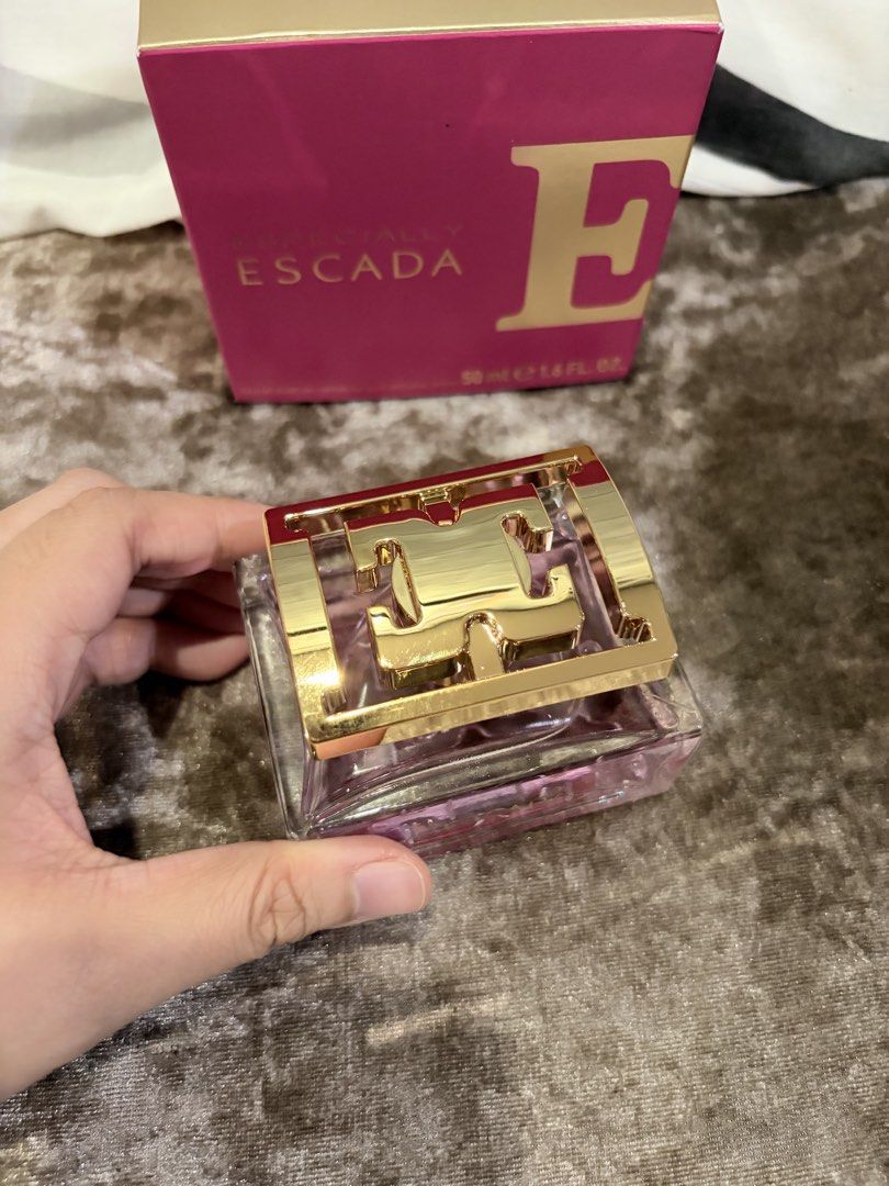 Especially Escada EDP 50 ML (Category: Fragrance & Deodorants) located in Quezon City. Submitted by pinkplup (Listing ID 1427690360, Image 2). Description: Brandnew. Padala from Spain guaranteed authentic I can send more photos as per your request :)) Please don't lowball I am badly in need of funds.