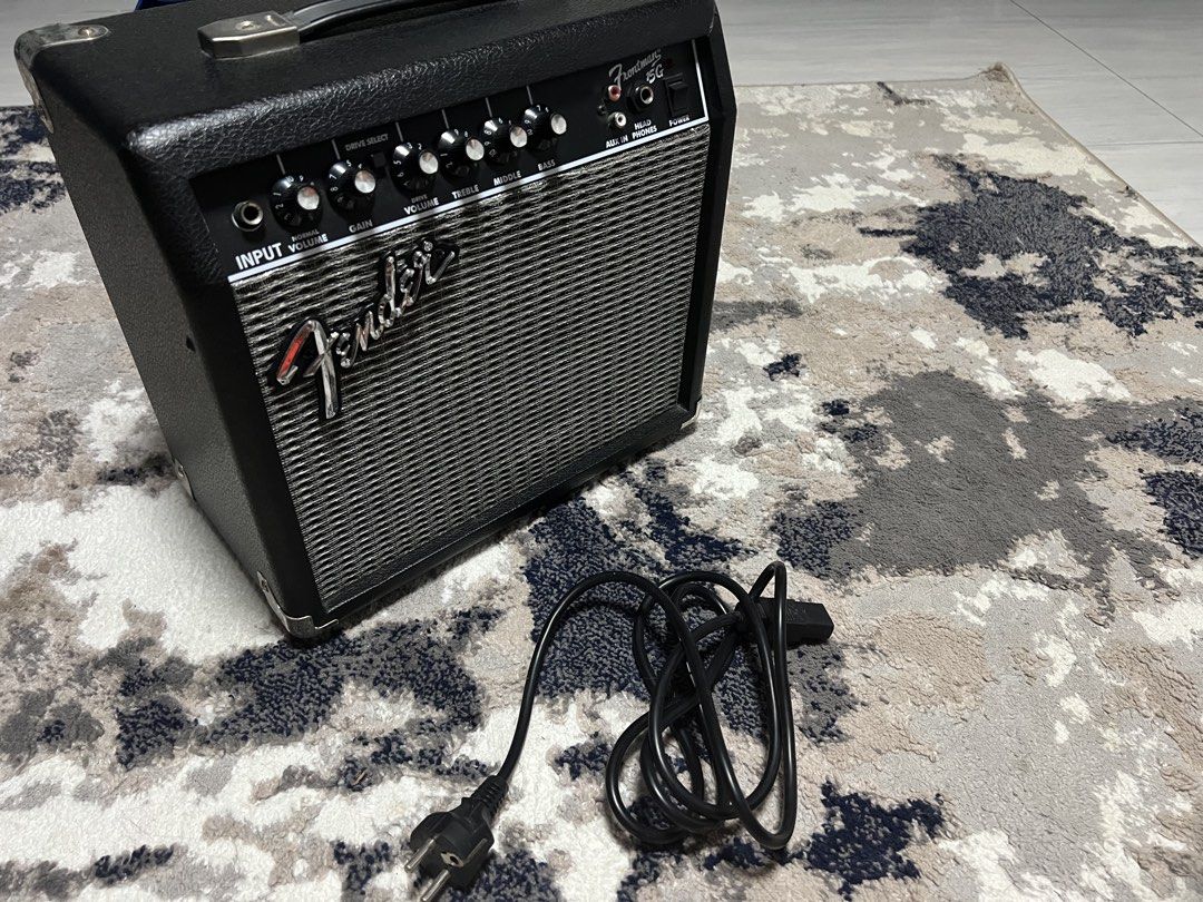 Fender 15g Amplifier (Category: Soundbars, Speakers & Amplifiers) located in Bacoor. Submitted by julian_mcpsn (Listing ID 1427718975, Image 2). Description: RUSH SELL NEGO.