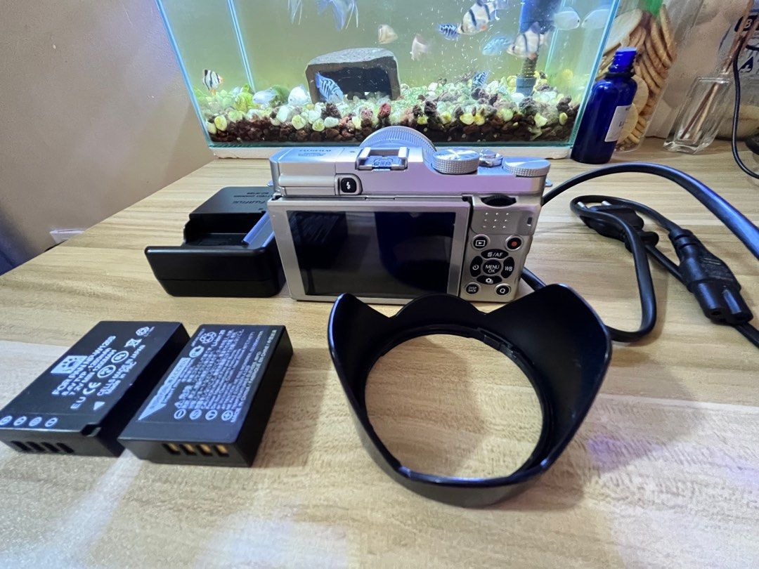 Fujifilm XA2 (Category: Cameras) located in Pateros City. Submitted by justprettythings07 (Listing ID 1187680970, Image 2). Description: Fixed Price. Inclusions: - Camera - Kitlens + Lens hood - Charger - Extra battery - Camera bag Issues: - minor scratches on the body of the camera - vignette on LCD screen, but it doesn't affect the output Lady owned. Still with box. RFS: decluterring.