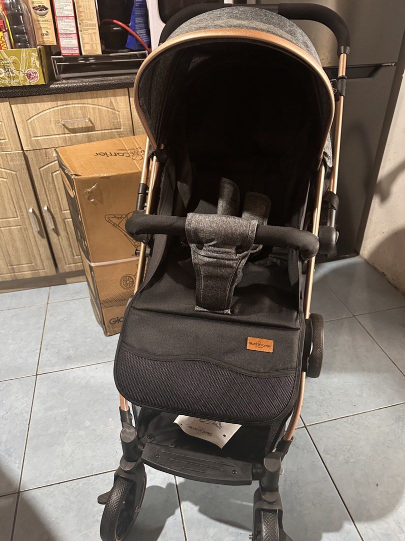 Giant Carrier Stroller - Black and Grey (Category: Strollers) located in Bulacan. Submitted by adethangeles (Listing ID 1427774658, Image 2). Description: Used once only sa mall Tires are very clean pa like brand new Bought it sa baby fair for 6,500 Rfs: we got a new stroller with carrier With box pa Bagong bago wala po dumi yung gulong.