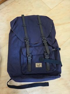 competitors for jansports backpacks Which backpack do RCHS students prefer: Sprayground vs JanSport?  The  Cat's Eye