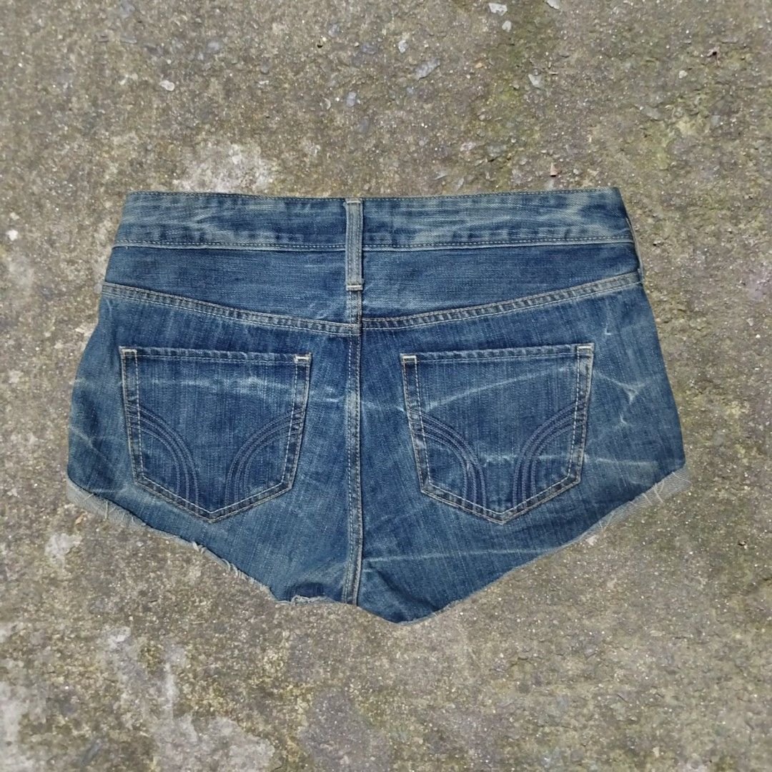 Hollister Shorts (Category: Shorts) located in Quezon City. Submitted by rorshack (Listing ID 1427755103, Image 2). Description: FLAWLESS.