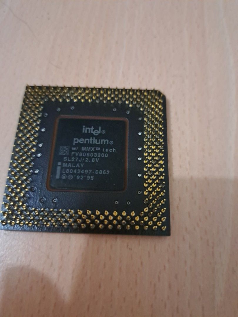 Intel Pentium MMX CPU413277044910346241