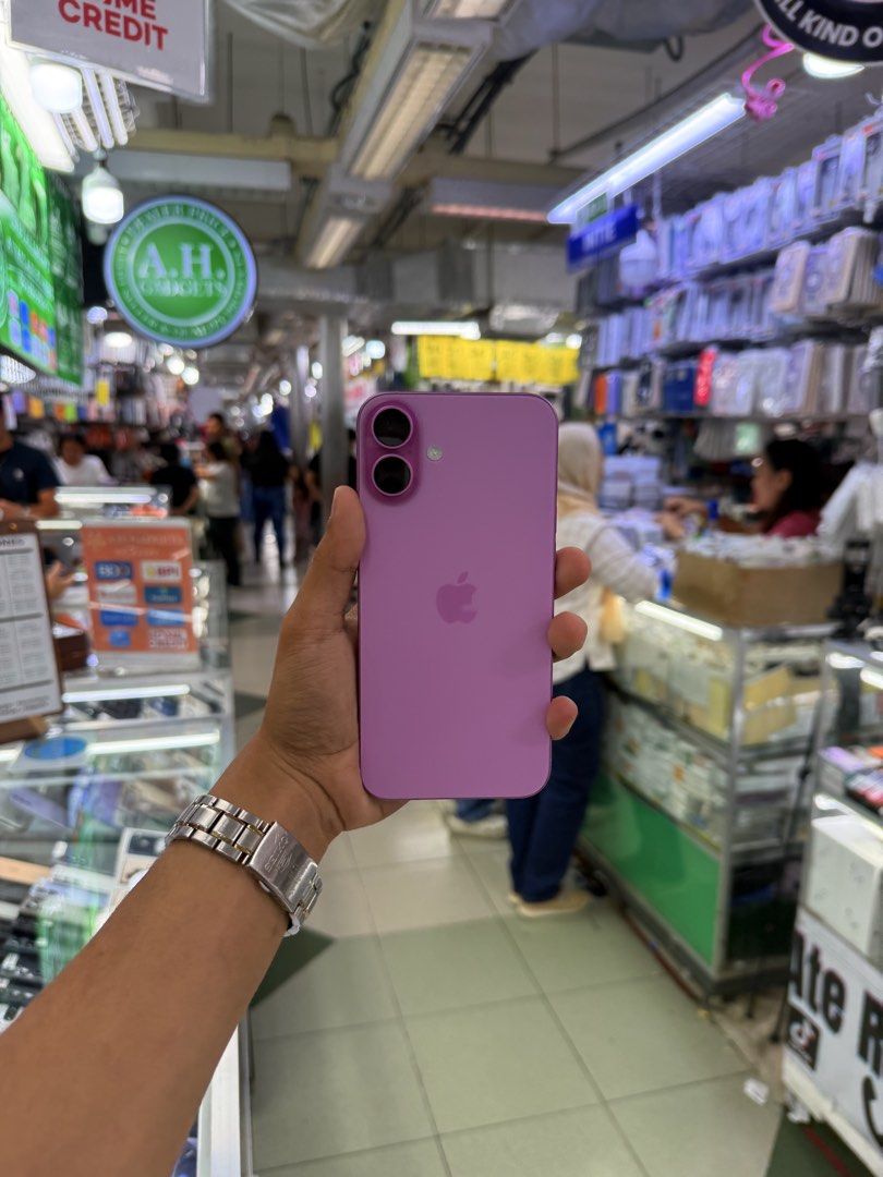 iPhone 16 Plus Pink (Category: iPhone 16 Series) located in Manila. Submitted by carimgadgets (Listing ID 1427756158, Image 1). Description: - iPhone 16 Plus - Pink color - Modern and sleek design - Meetup at V-Mall (Virra Mall), Greenhills.