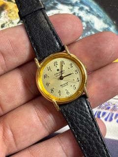 (Category: ) located in . Submitted by nippon-finds (Listing ID 1427725357, Image 1). Description: .