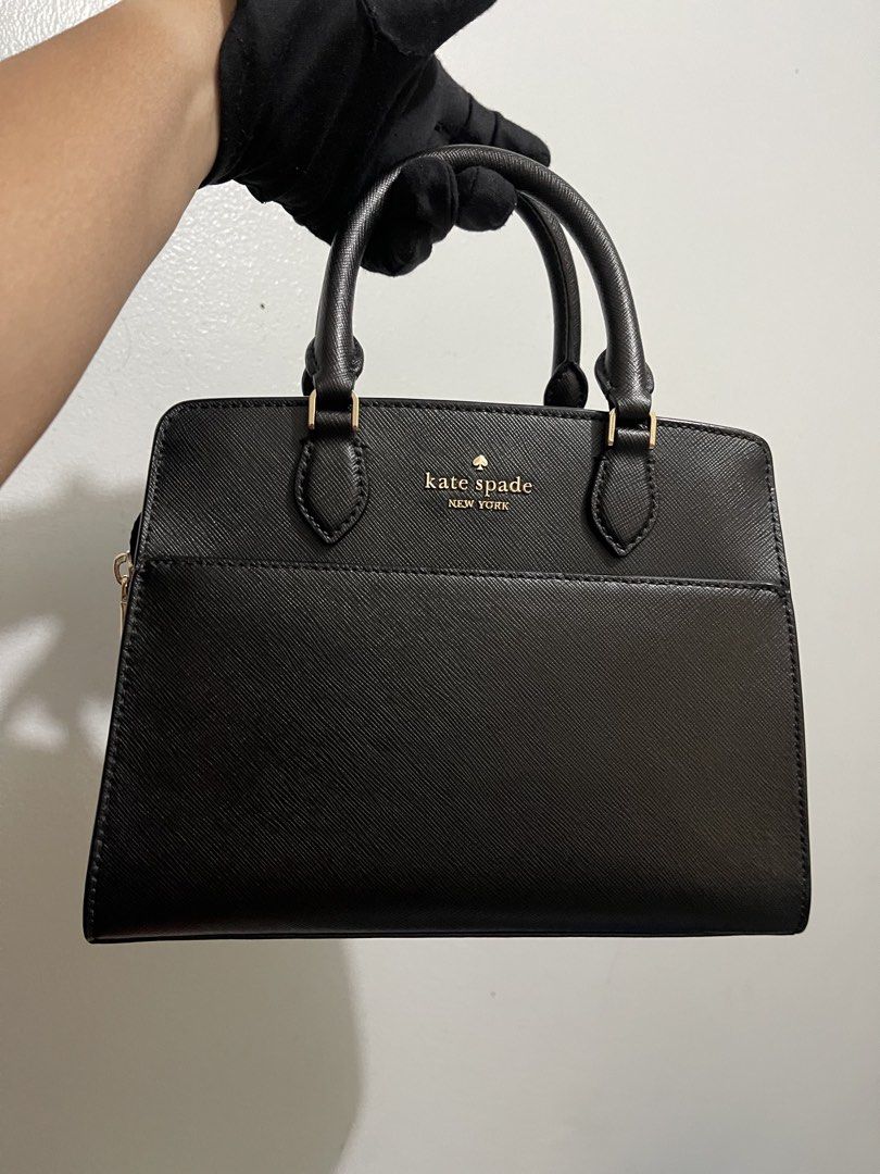 Kate Spade 2 way Madison (Category: Luxury Bags & Wallets) located in Quezon City. Submitted by jen1948 (Listing ID 1427666188, Image 2). Description: 2-way Brand New Condition Kate Spade Madison. As of Sept 27, 2026. Well kept. Small size. Excellent condition. All hardwares light gold. No scratches no dents. Pwede pangregalo. I have shop ee account for cheaper shipping with box. .