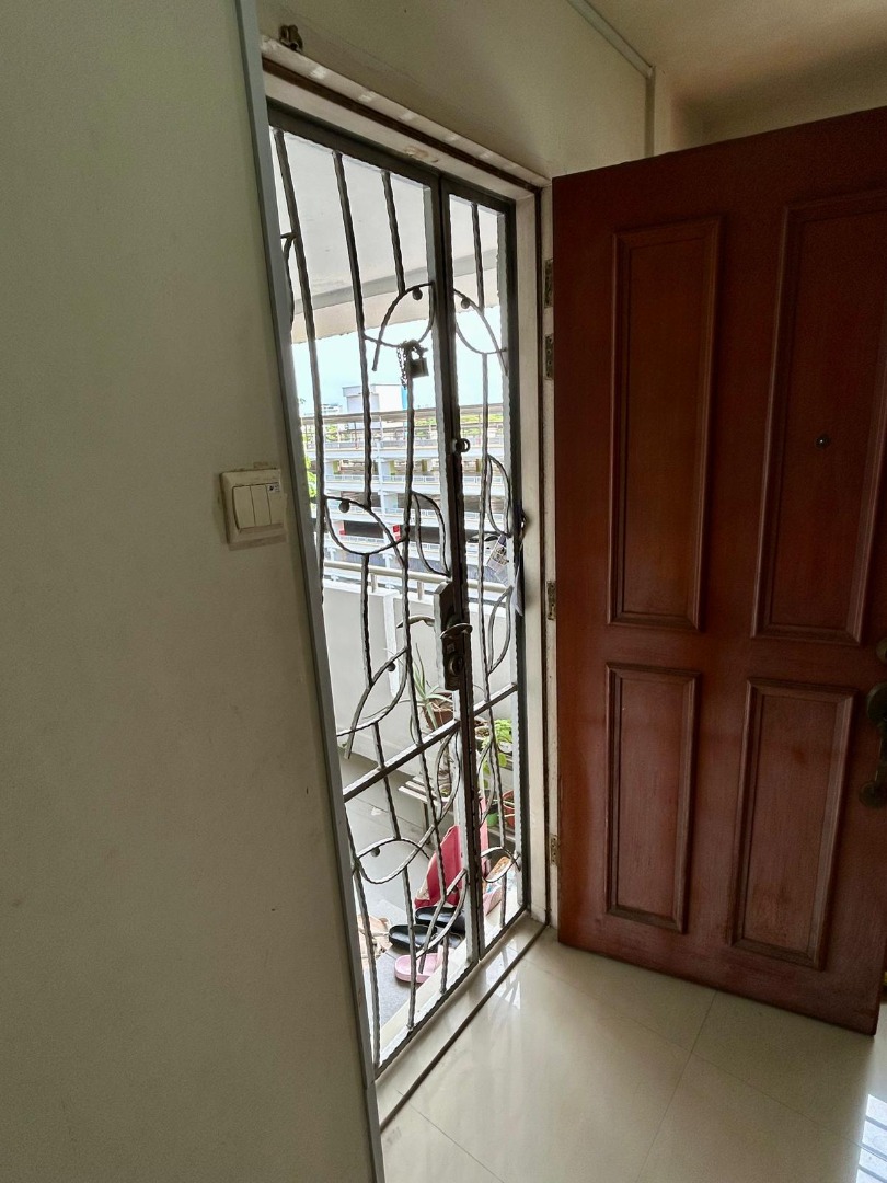 (Category: ) located in . Submitted by onegadget (Listing ID 1427693274, Image 1). Description: .