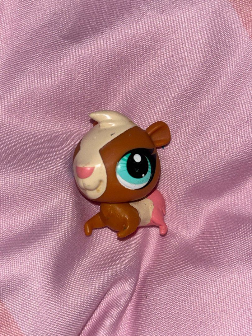 LPS Littlest pet shop guinea pig (Category: Designer & Blind Box Toys) located in Manila. Submitted by shk_20 (Listing ID 1427655379, Image 2). Description: MOP : GCASH SHIPPING : J&T.