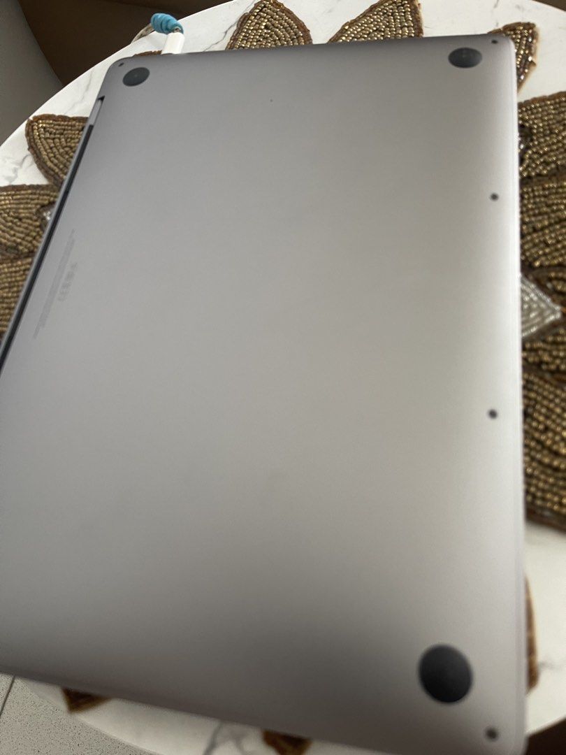 MacBook Pro 13-inch M1 2020 - 16GB RAM405944647487344646