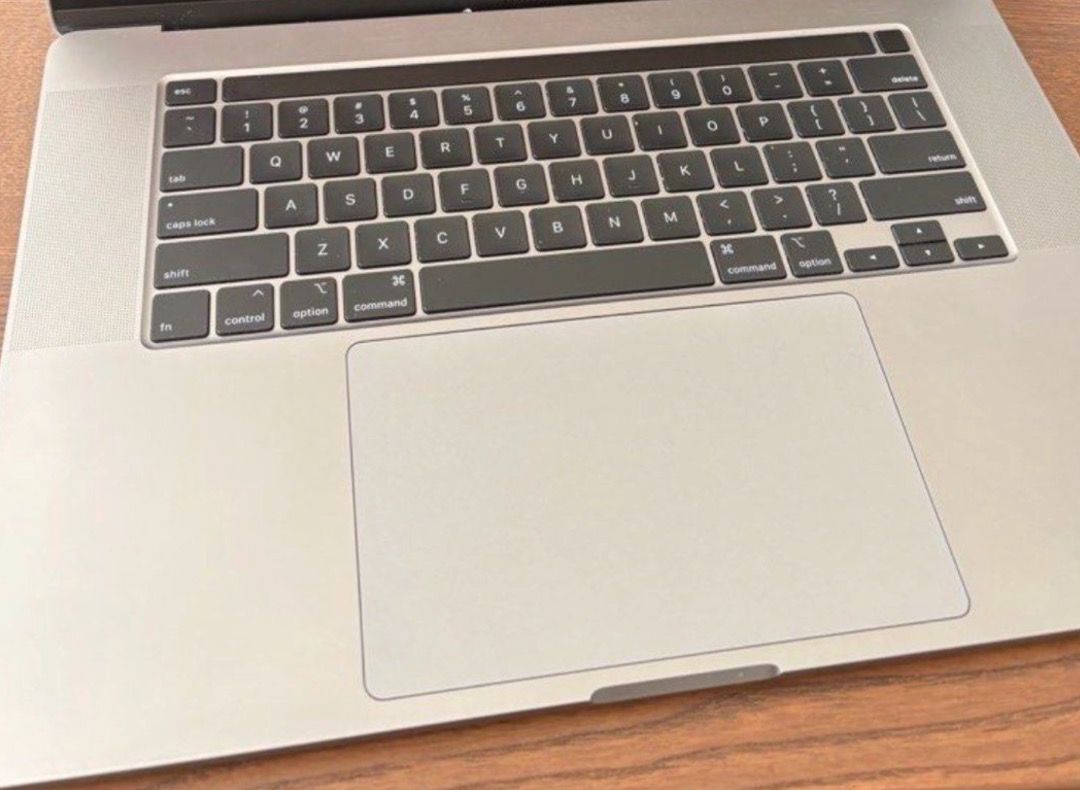 MacBook Pro 16-inch - Intel i7, 32GB,512GB