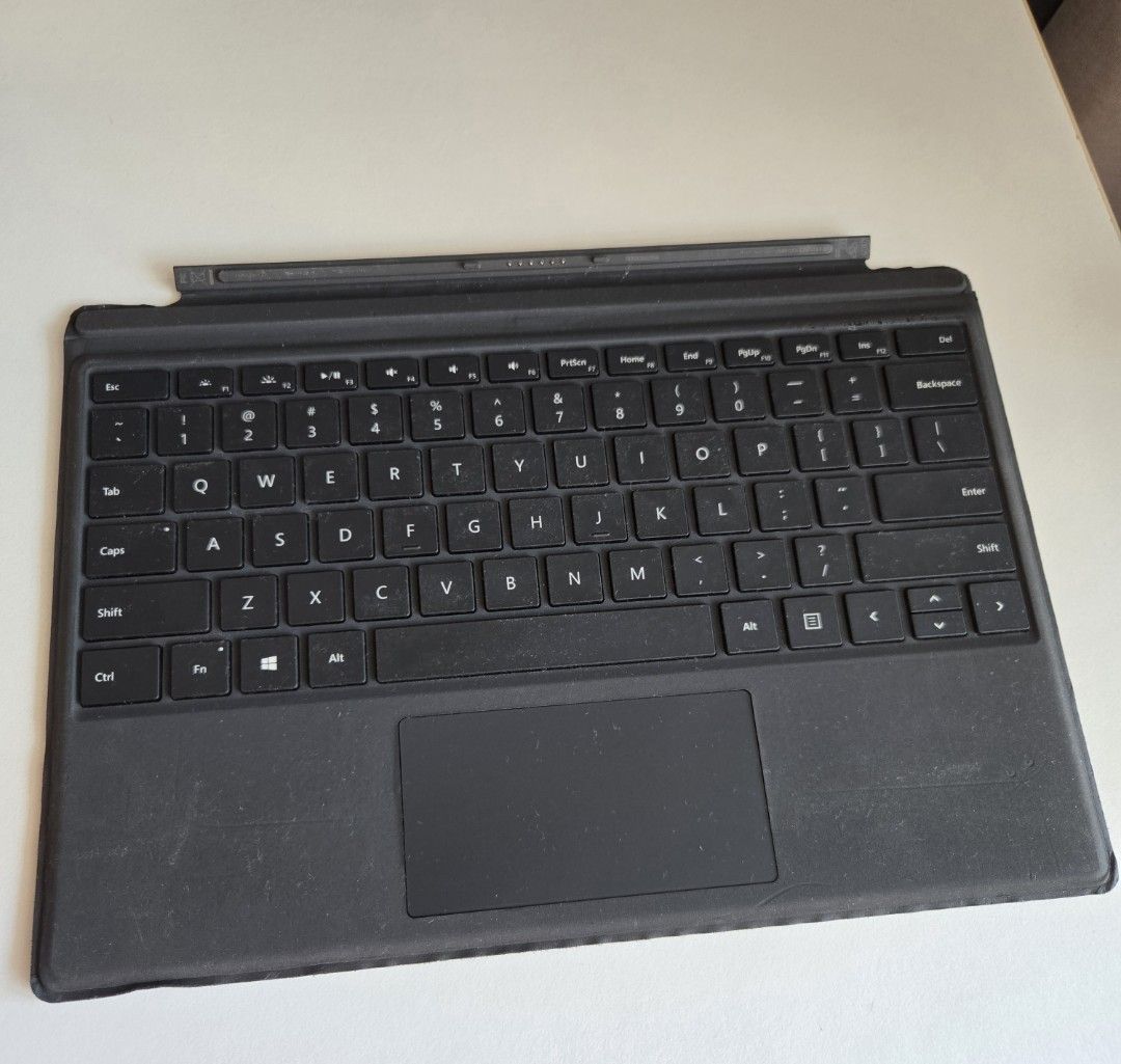Microsoft Surface Pro 4 Tablet with Keyboard405948855852748803