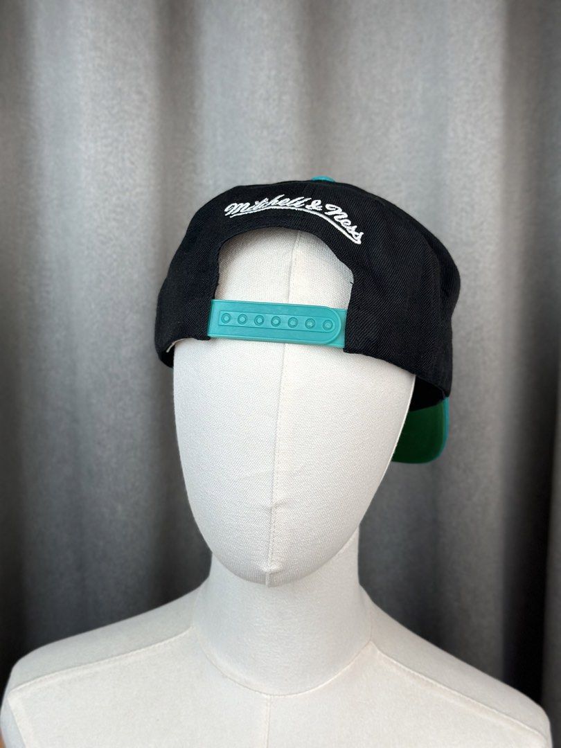 Mitchell&Ness NBA Grizzlies Snap Back Cap (Category: Caps & Hats) located in Batangas. Submitted by geejay2ph (Listing ID 1427703581, Image 2). Description: ʙʀᴀɴᴅ: Mitchell&Ness NBA Grizzlies Snap Back Cap ꜱɪᴢᴇ: OSFA ᴄᴏɴᴅɪᴛɪᴏɴs: Pristine Like New Condition ✨.