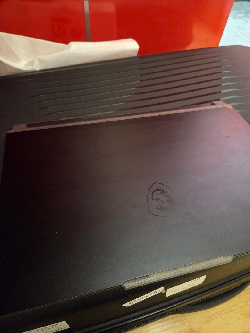 MSI  cyborg 15 A12V Gaming Laptop405937580787650564