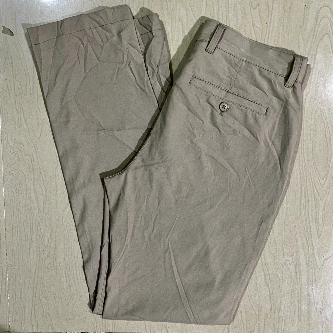 NET Men Beige Smart Ankle Trouser Pants (Category: Trousers) located in Quezon City. Submitted by thequalityflips (Listing ID 1427774430, Image 1). Description: NET Men Beige Smart Ankle Trouser Pants Waistline: 31 Length: 41 Leg Opening: 7 Brandnew Condition Excellent Condition No Issue.