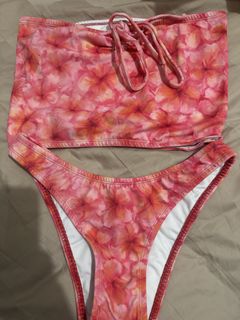(Category: ) located in . Submitted by cgg.declutters (Listing ID 1427769399, Image 1). Description: .