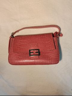 (Category: ) located in . Submitted by thriftluvsss (Listing ID 1427742803, Image 1). Description: .
