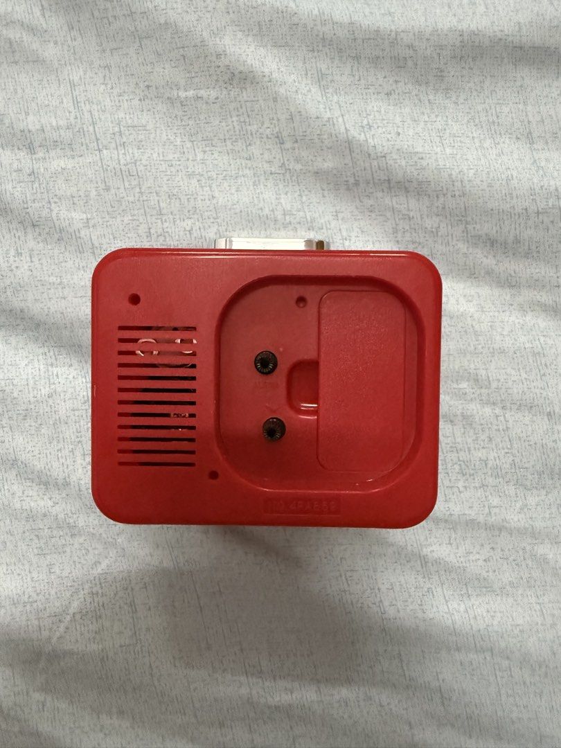 Retro Citizen Alarm Clock - Made in Japan (Category: Clocks) located in Manila. Submitted by jcbagio20 (Listing ID 1427768977, Image 2). Description: Almost brand new! With slight gasgas but all is perfect.
