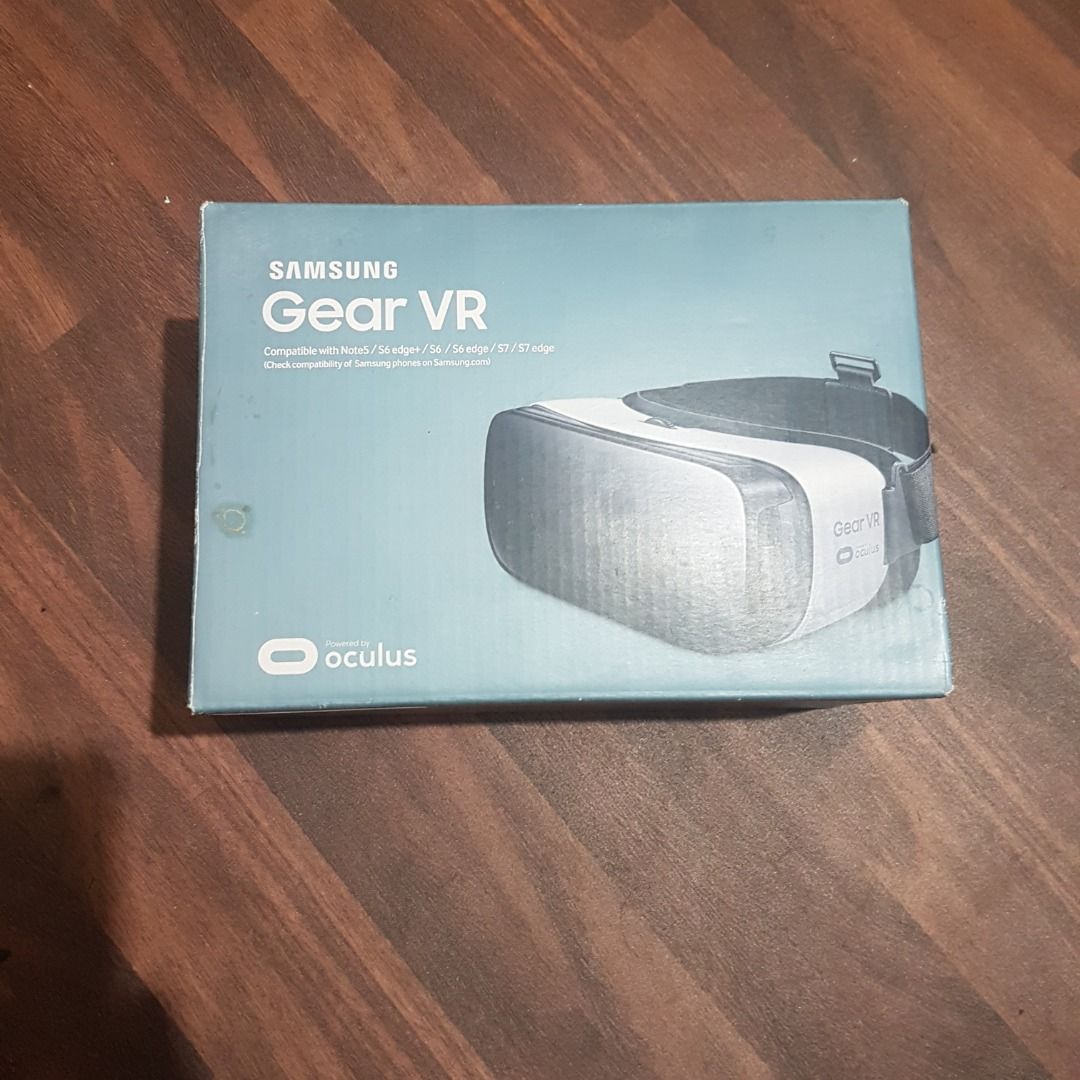 Samsung Gear VR (Category: Virtual Reality) located in Bulacan. Submitted by blitzwing28 (Listing ID 1427683202, Image 1). Description: = NOTE = Compatibility: Note 5 / S6 / S6 Edge / S6 Edge + / S7 / S7 Edge Buyer is responsible for item compatibility! = PRICE = P1000 = MODE OF PAYMENT = - Courier Delivery: BDO bank transfer / Globe G-Cash - Meetup: Cash = ITEM CONTENTS = 1x Samsung Gear VR 1x Box with instruction manual 1x Warranty card (expire
