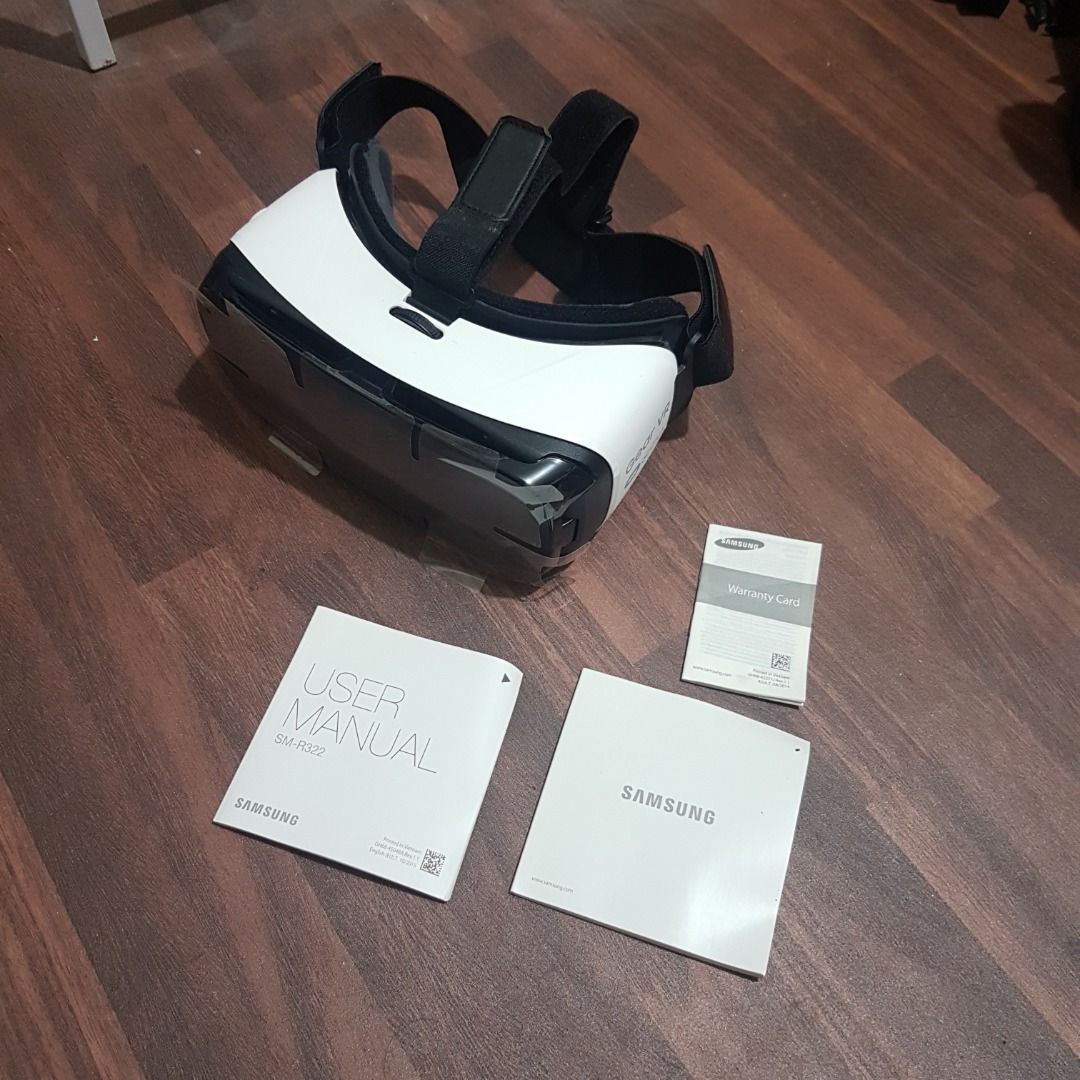 Samsung Gear VR (Category: Virtual Reality) located in Bulacan. Submitted by blitzwing28 (Listing ID 1427683202, Image 3). Description: = NOTE = Compatibility: Note 5 / S6 / S6 Edge / S6 Edge + / S7 / S7 Edge Buyer is responsible for item compatibility! = PRICE = P1000 = MODE OF PAYMENT = - Courier Delivery: BDO bank transfer / Globe G-Cash - Meetup: Cash = ITEM CONTENTS = 1x Samsung Gear VR 1x Box with instruction manual 1x Warranty card (expire