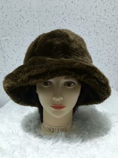 (Category: ) located in . Submitted by zerkinbrylethrift (Listing ID 1427777239, Image 1). Description: .