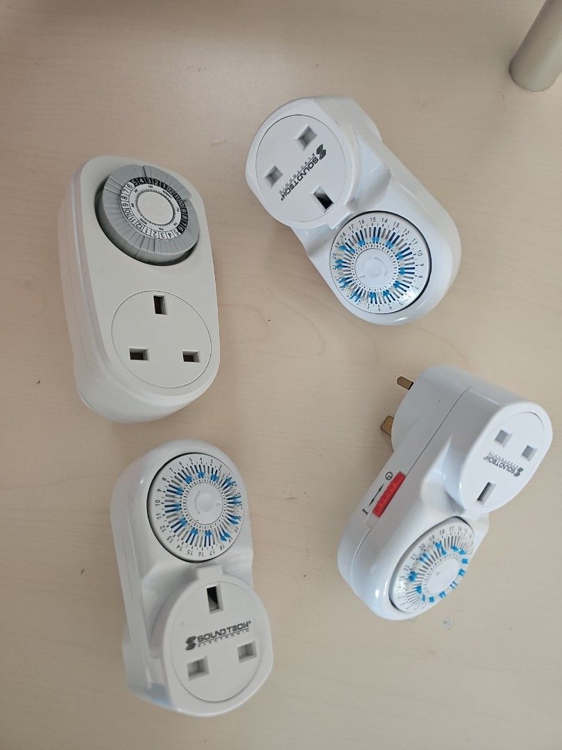 socket switch timer (Category: Electrical, Adaptors & Sockets) located in Singapore. Submitted by dorightbyu (Listing ID 1360260377, Image 4). Description: spare one. not using anymore. looks very new. have 4 but may not be the same brand.