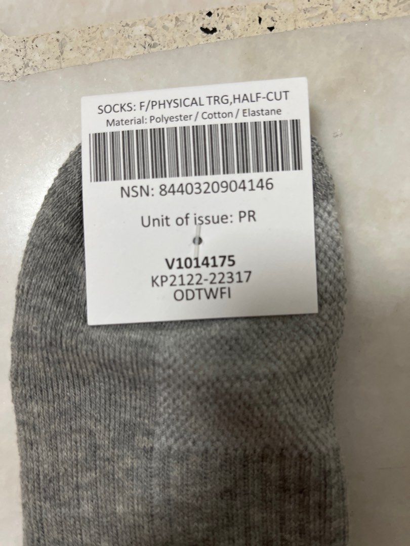 Socks (Category: Shoe inserts & accessories) located in Singapore. Submitted by hashb (Listing ID 1427742964, Image 3). Description: BNIB L size 6 pairs $2/ pair Take all for $12.