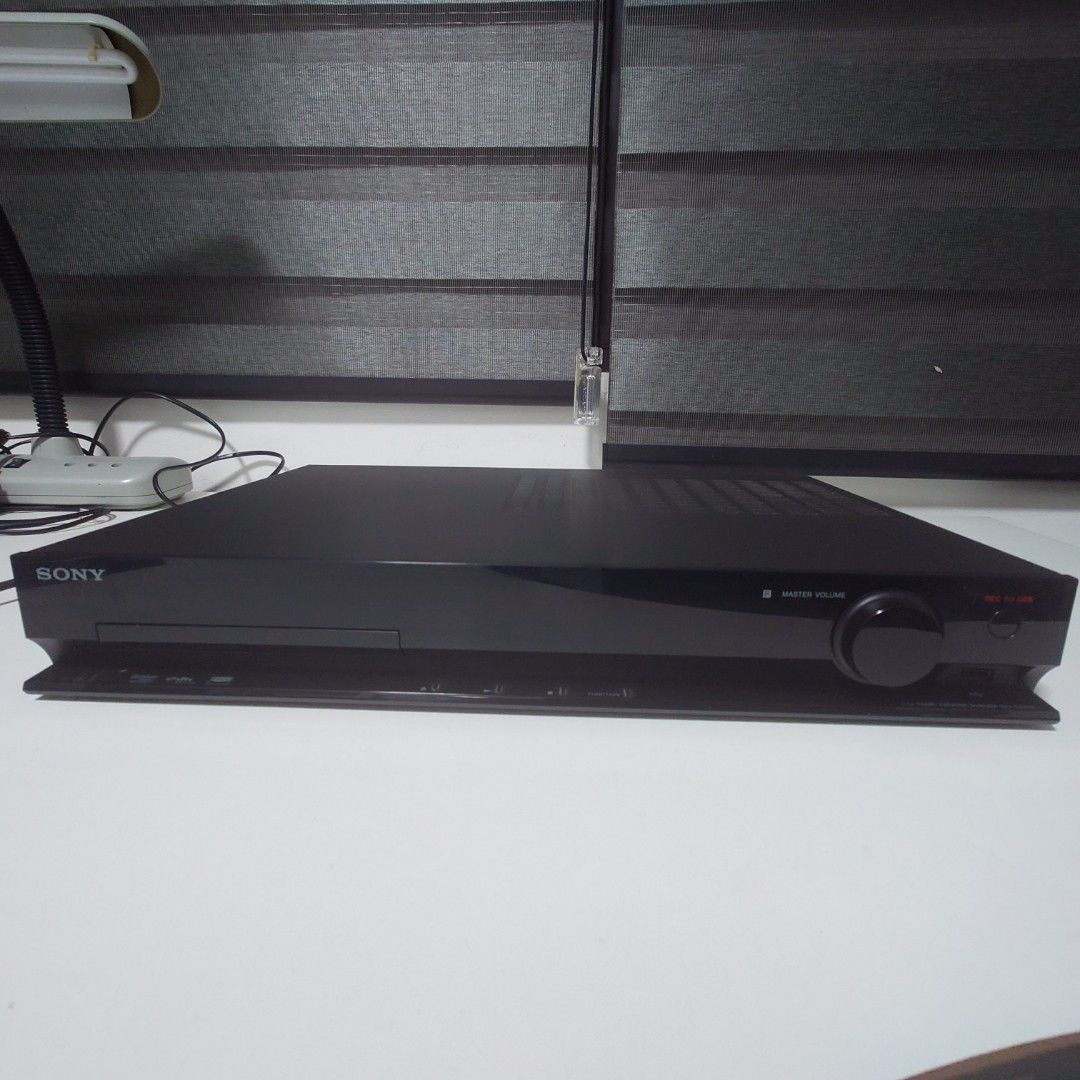 Sony HBD-TZ210 DVD Receiver with Speakers (Category: Soundbars, Speakers & Amplifiers) located in Makati City. Submitted by ppomidyar (Listing ID 1427739385, Image 2). Description: missing bass speaker .
