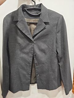 (Category: ) located in . Submitted by for_everything_pre_loved (Listing ID 1427760222, Image 1). Description: .