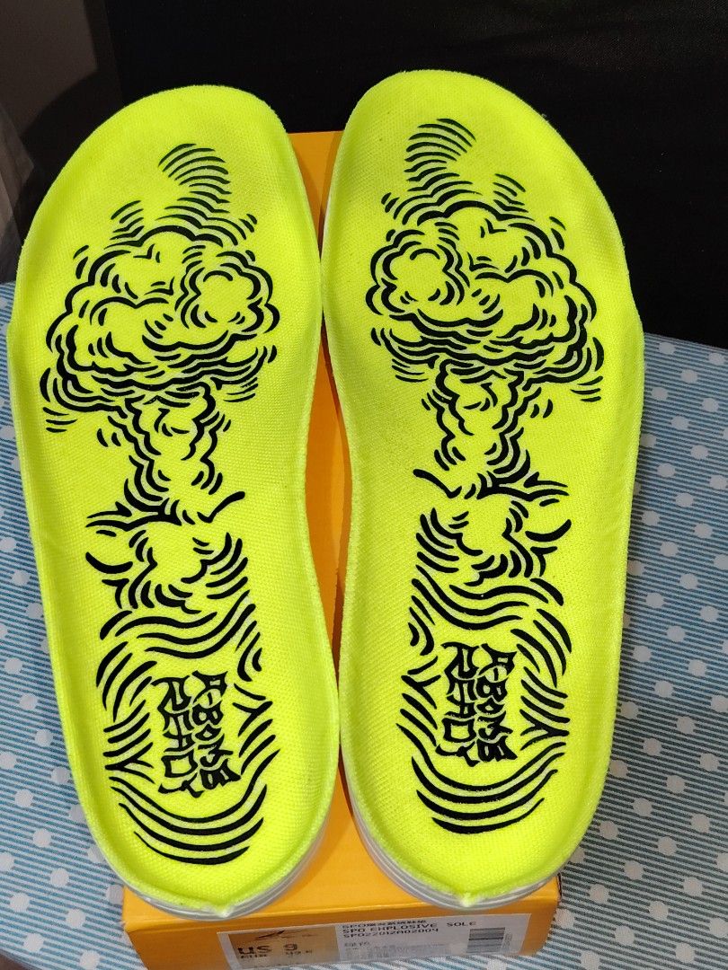 SPO Explosive Midsole US 9 (Category: Sneakers) located in Makati City. Submitted by jayclutter0976004 (Listing ID 1427721643, Image 2). Description: used twice.