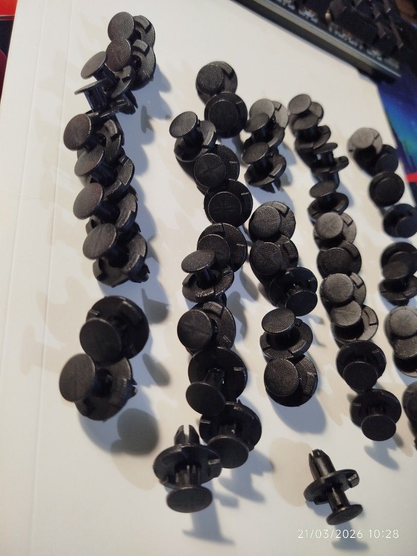 Suzuki bumper and trim clip (30pcs left) (Category: Other Automotive Parts and Accessories) located in Quezon City. Submitted by crci12 (Listing ID 1427650569, Image 2). Description: Suzuki bumper and trim clip (30pcs left) Suzuki Part number: 09409-07340 Replacement part Black nylon Head size: 20mm Shaft length: 20mm Hole size: 6.5mm Commonly used on suzuki swift bumpers, wheel arch liners, etc. Fitments include: Suzuki Jimny Suzuki Swift Suzuki