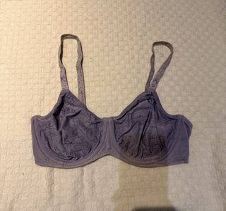 (Category: ) located in . Submitted by closet_7 (Listing ID 1427728389, Image 1). Description: .