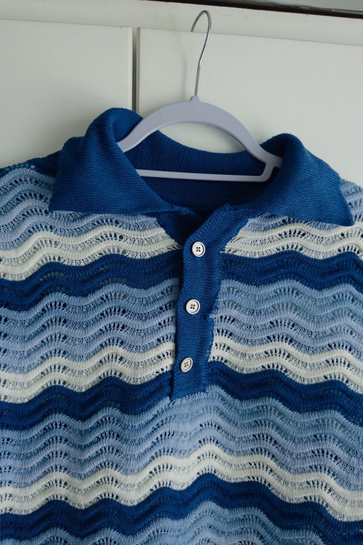 Tropical Shirt (Category: Formal Shirts) located in Muntinlupa City. Submitted by goldlevel (Listing ID 1427696705, Image 2). Description: Knitted Blue Waves shirt Perfect for summer outfits.