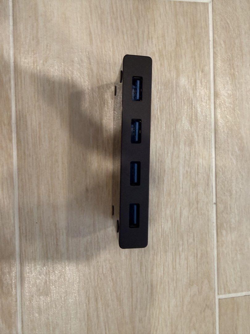 UGREEN USB 3.0 Switcher Hub405970459296409601