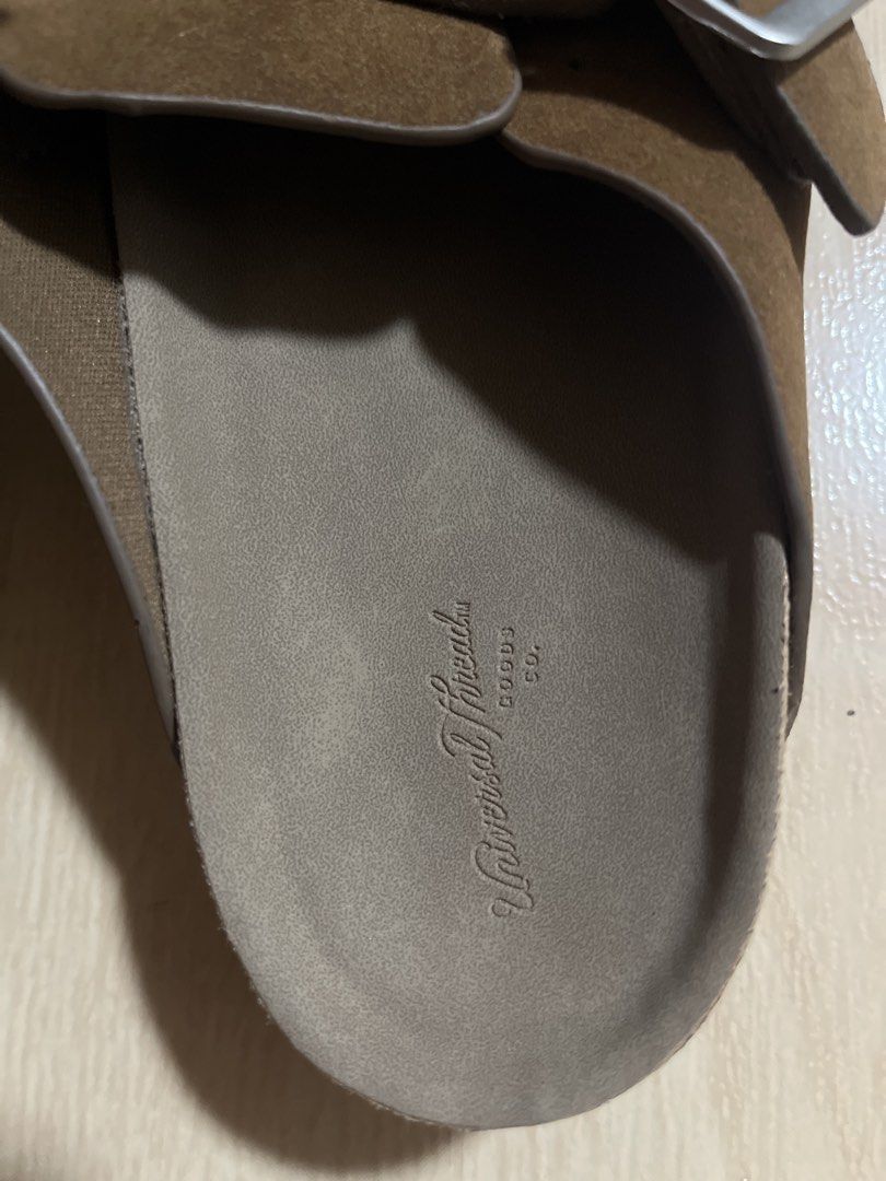 Universal Thread Clogs Sandals (Category: Flats & Sandals) located in Pasig City. Submitted by jundbaptist21 (Listing ID 1427695916, Image 3). Description: Brown clogs sandals from Universal Thread. Features a buckle closure and a textured sole. The sandals have a suede-like upper and a contoured footbed. The size is indicated as 9 1/2.The original price tag is still attached, showing a price of $29.99. Unisex From U.S.