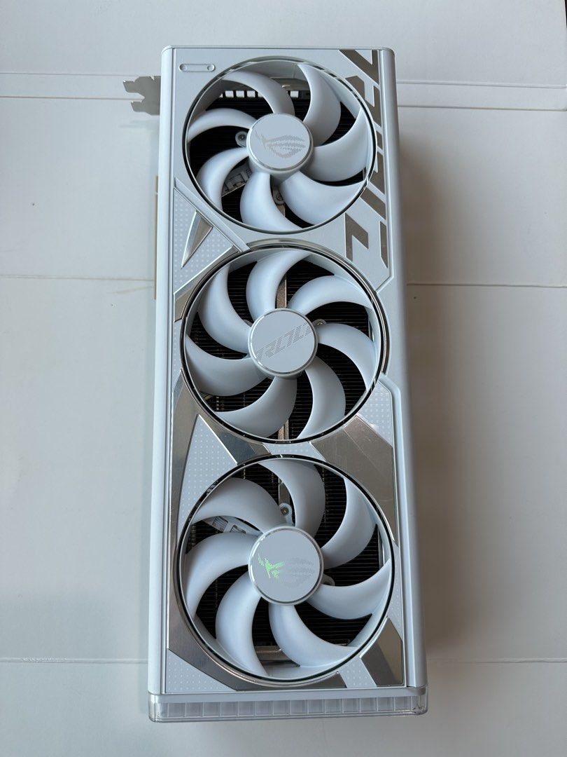 White Gaming PC - ROG RTX 4090 (Category: Desktops) located in Makati City. Submitted by ryfai_kaka (Listing ID 1427712951, Image 2). Description: FORSALE‼️ GOOD AS NEW GPU: ROG-STRIX-RTX4090-O24G-WHITE PC i7 12700K 48gb DDR4 ram 1TB ssd 1250W gratewall gold 80+ power Motherboard Z690 ASUS prime 360Mm cooling system. 3pcs LED fan Case: White pm for sure buyer Location: Makati Center Square Conditions: all works well RFS: Need funds and focus on w