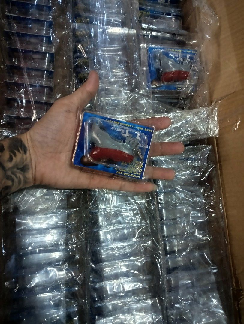 Yamato battleship (Category: Gundam & Model Kits) located in Caloocan City. Submitted by htorrelino (Listing ID 1427678579, Image 2). Description: Yamato battleship 1200 php 72pcs 1box.