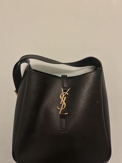 （分類：）位於 。 由 thriftstore01 提交（商品編號 1427731739，圖片 1）。簡介： 。