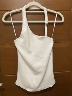 (Category: ) located in . Submitted by curated.clothes (Listing ID 1427774497, Image 1). Description: .