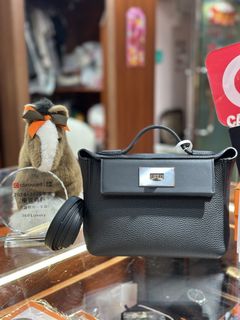 （分類：）位於 。 由 360_Luxury 提交（商品編號 1427836529，圖片 1）。簡介： 。