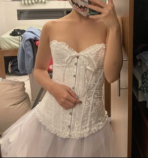 (Category: ) located in . Submitted by pinterestcloset (Listing ID 1427841770, Image 1). Description: .