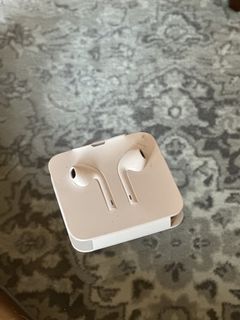 （分類：）位於 。 由 swiftrabbit_2a313e 提交（商品編號 1427805435，圖片 1）。簡介： 。