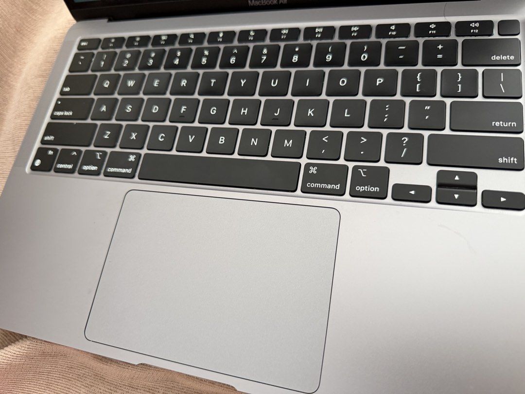 Apple MacBook Air 2020405924088802201602