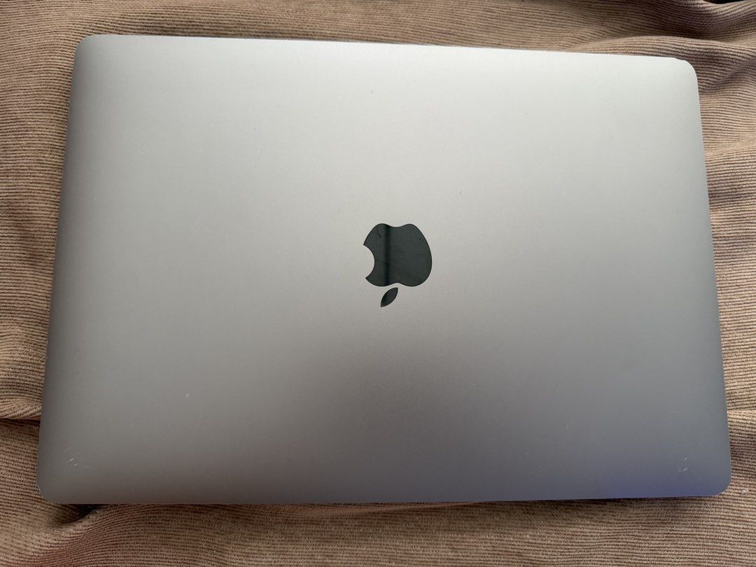 Apple MacBook Air 2020405924088802201600