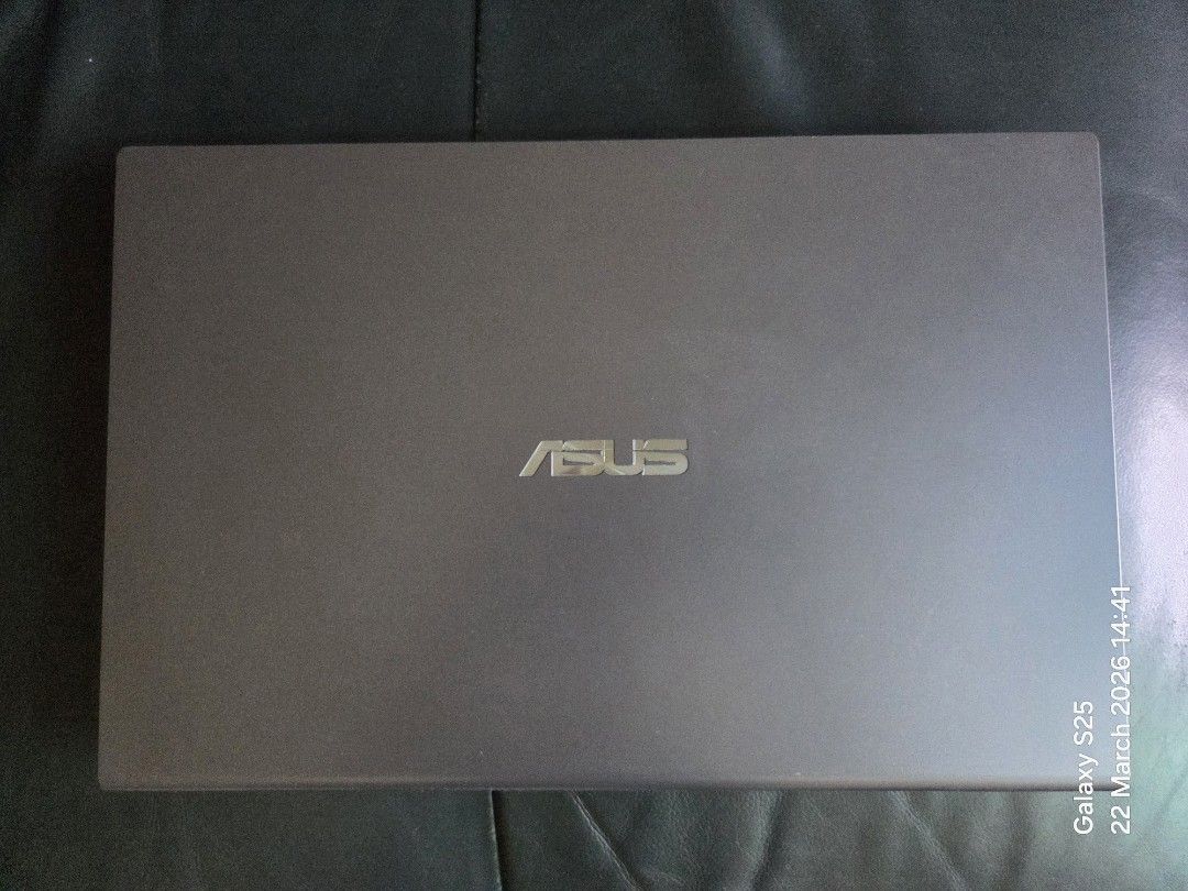 ASUS Laptop405924086704384000