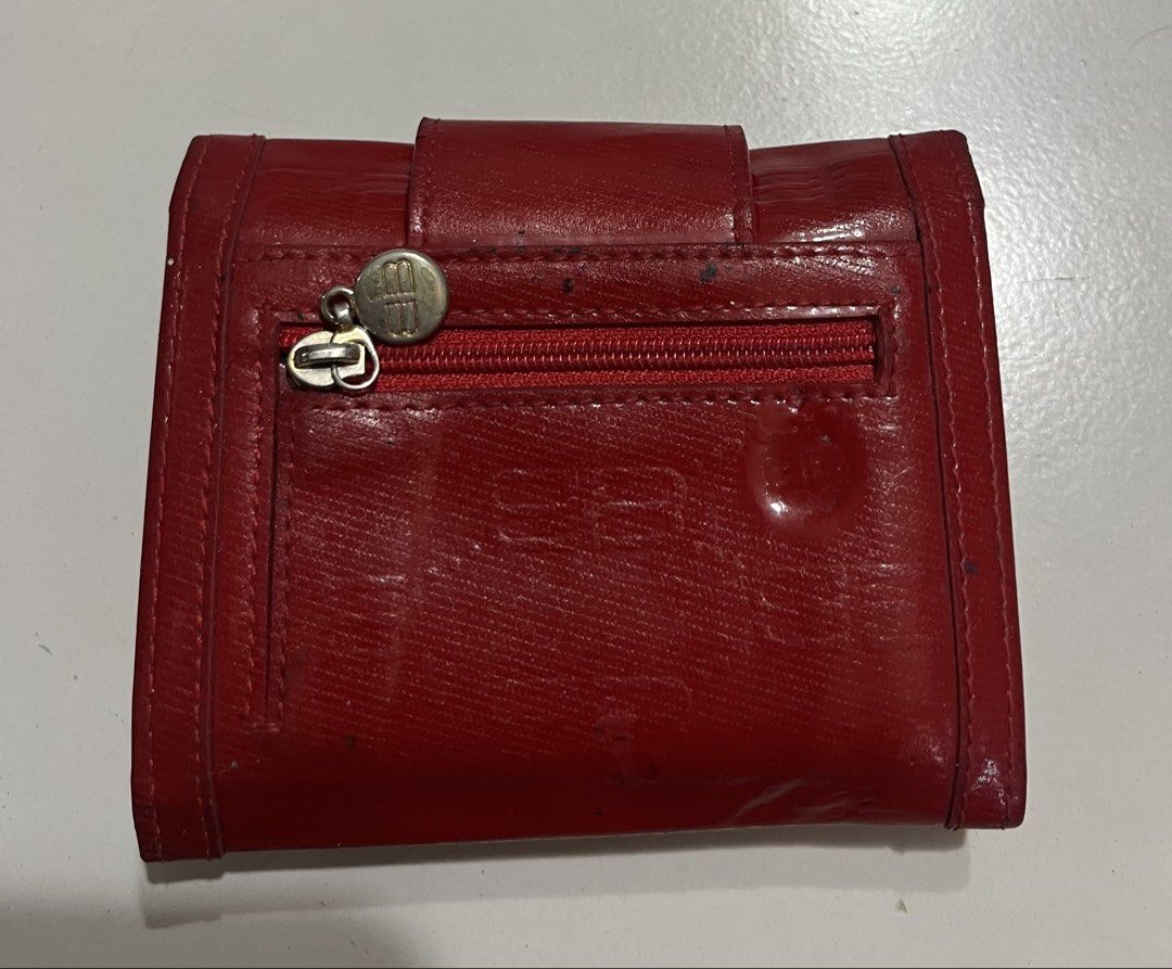 Balenciaga Red Leather Wallet (Category: Luxury Bags & Wallets) located in Opol. Submitted by johnalbert.thrift (Listing ID 1427816568, Image 2). Description: Balenciaga Verygood condition Need clean.