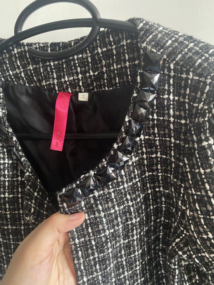 Black and White Tweed Jacket with Embellishments (Category: Coats, Jackets and Outerwear) located in Quezon City. Submitted by zazbee (Listing ID 1427863221, Image 3). Description: 🤑 Price negotiable 👗 RFS: Decluttering & doesn’t fit me anymore 📸 Can send when-worn photo 💳 MOP: Gcash, Maya or BPI.